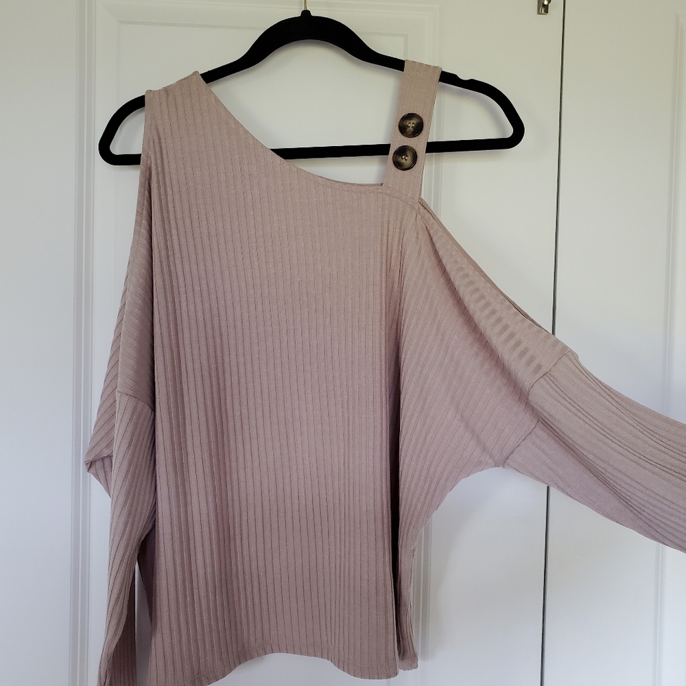 NWT RIVER ISLAND size 10 Beige Cold Shoulder Top